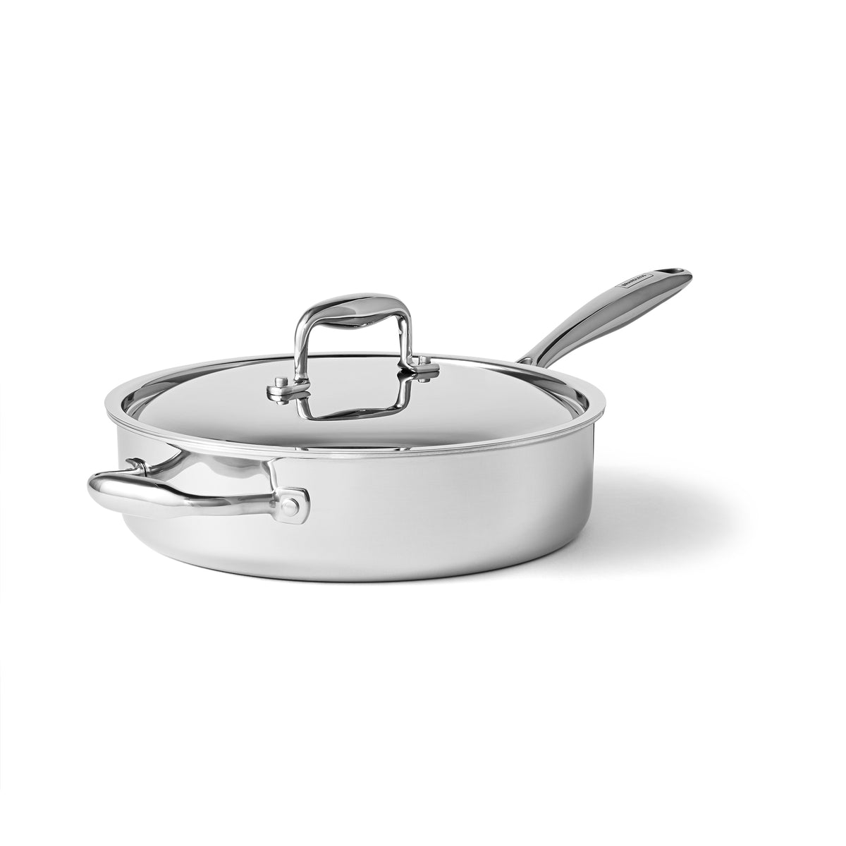 Product photo, 4 quart saute pan with lid, 3/4 view.