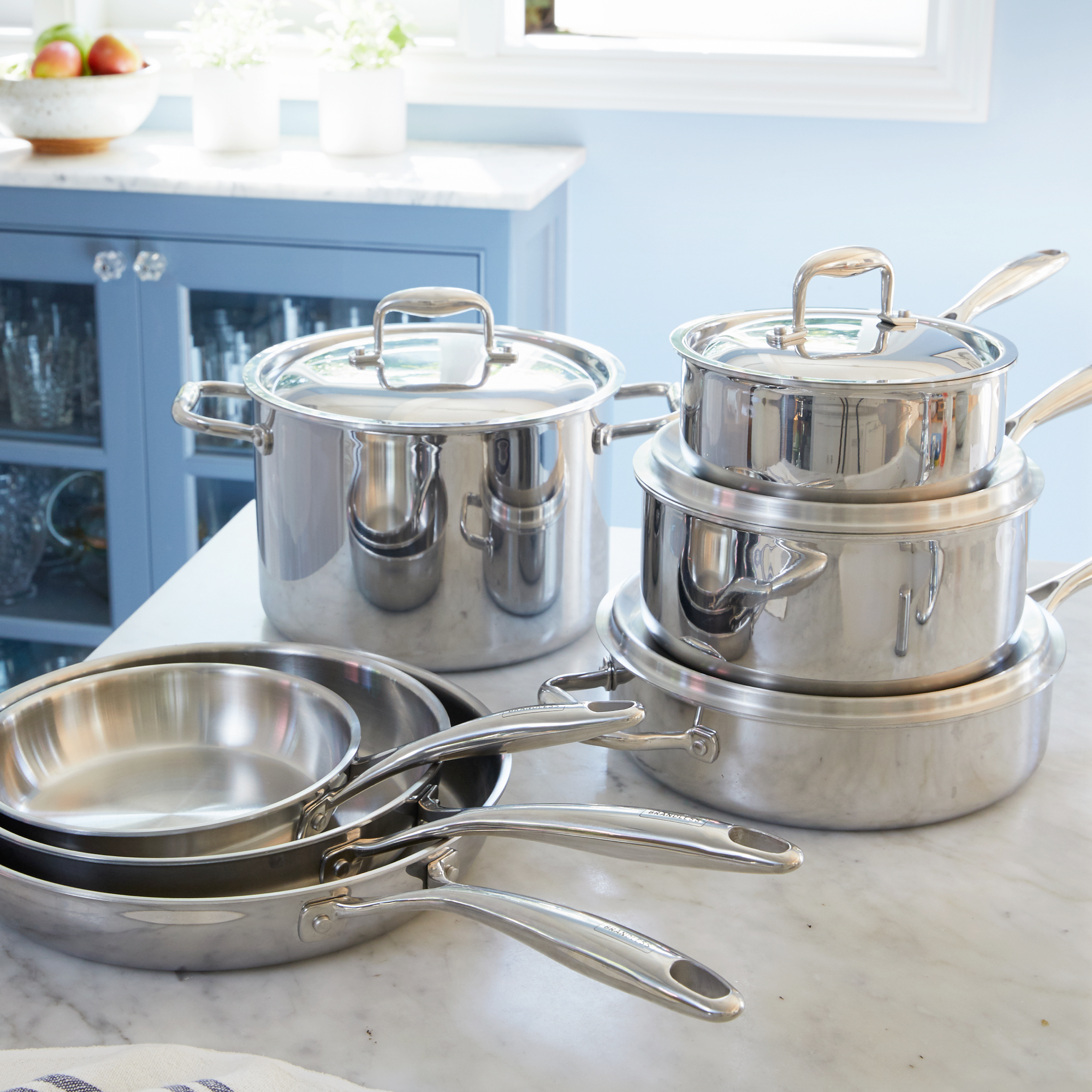 https://shop.brandless.com/cdn/shop/products/Cookware-Product-Carousel-Lifestyle-1_2048x.png?v=1671780229
